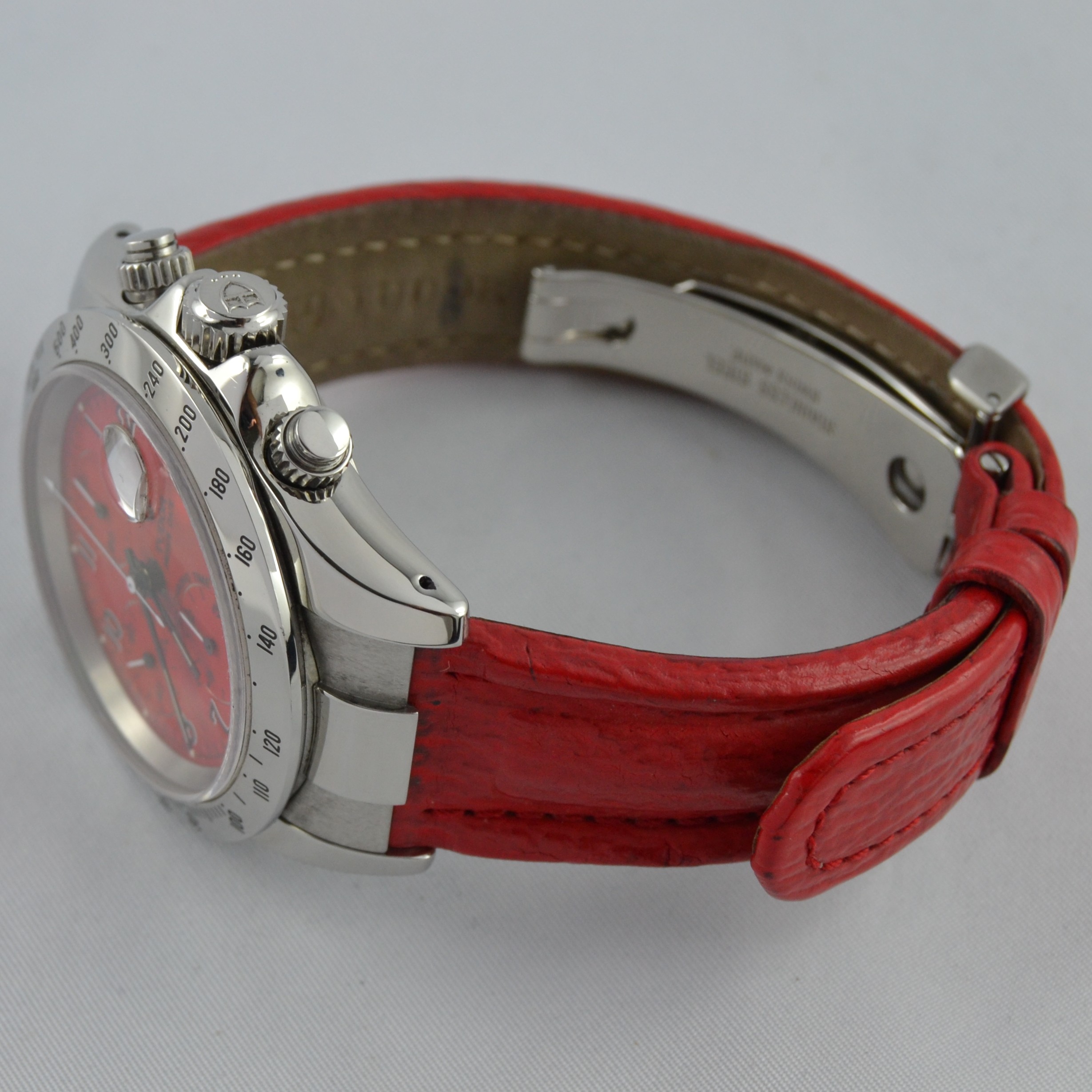 Foto /public/fotogallery/A-tudor-chrono-rosso-(4).JPG