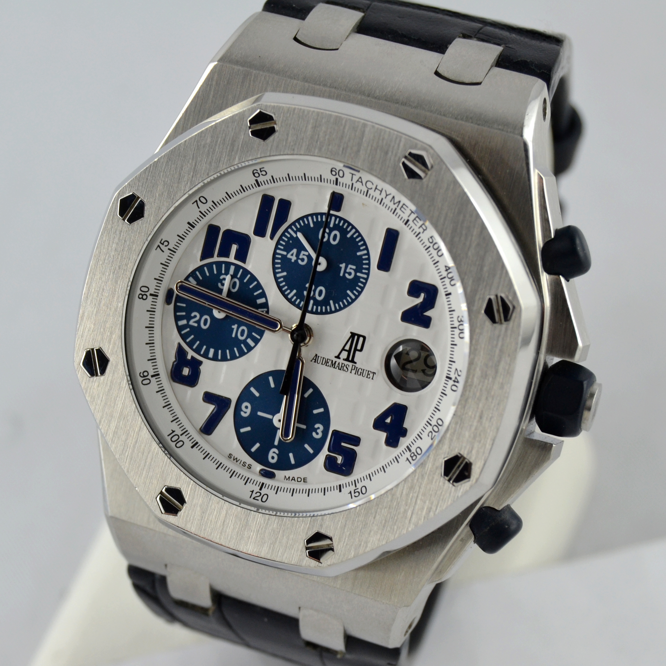 Foto /public/fotogallery/Audemars-Piguet-Royal-Oak-Offshore-Navy-(3).JPG