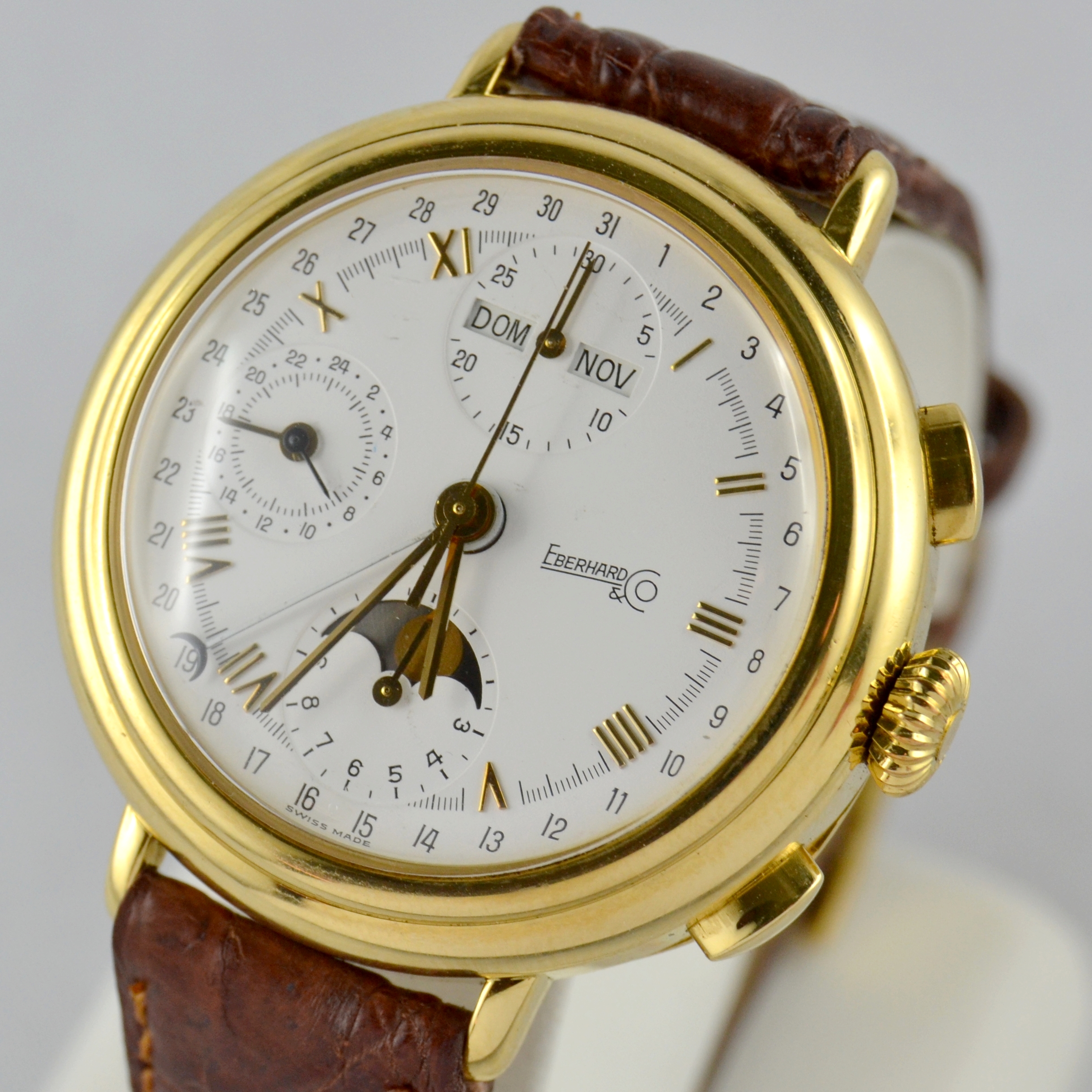 Foto /public/fotogallery/Eberhard--Co.-Replica-full-calendar-moon-phase-(3).jpeg