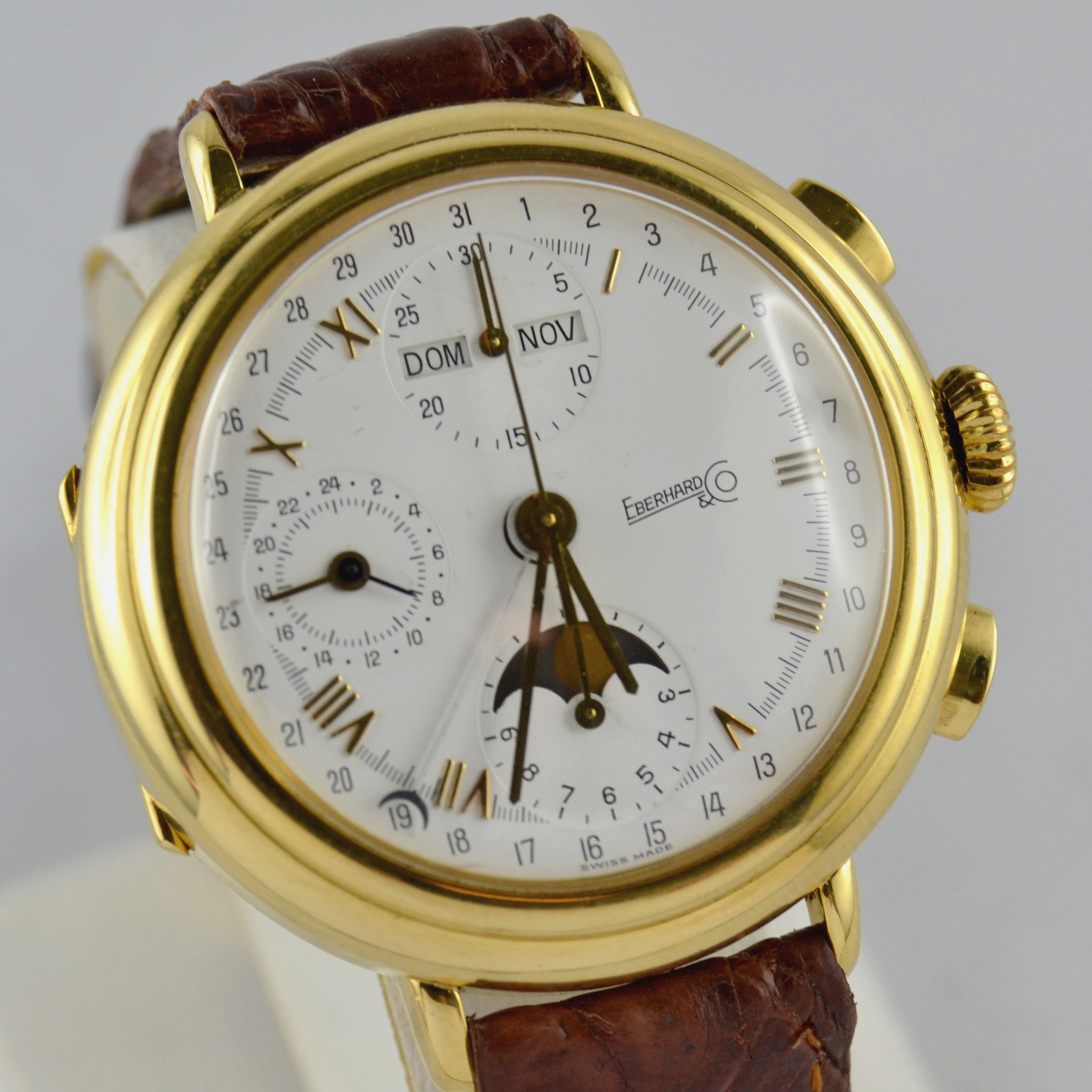 Foto /public/fotogallery/Eberhard--Co.-Replica-full-calendar-moon-phase-(4).jpeg