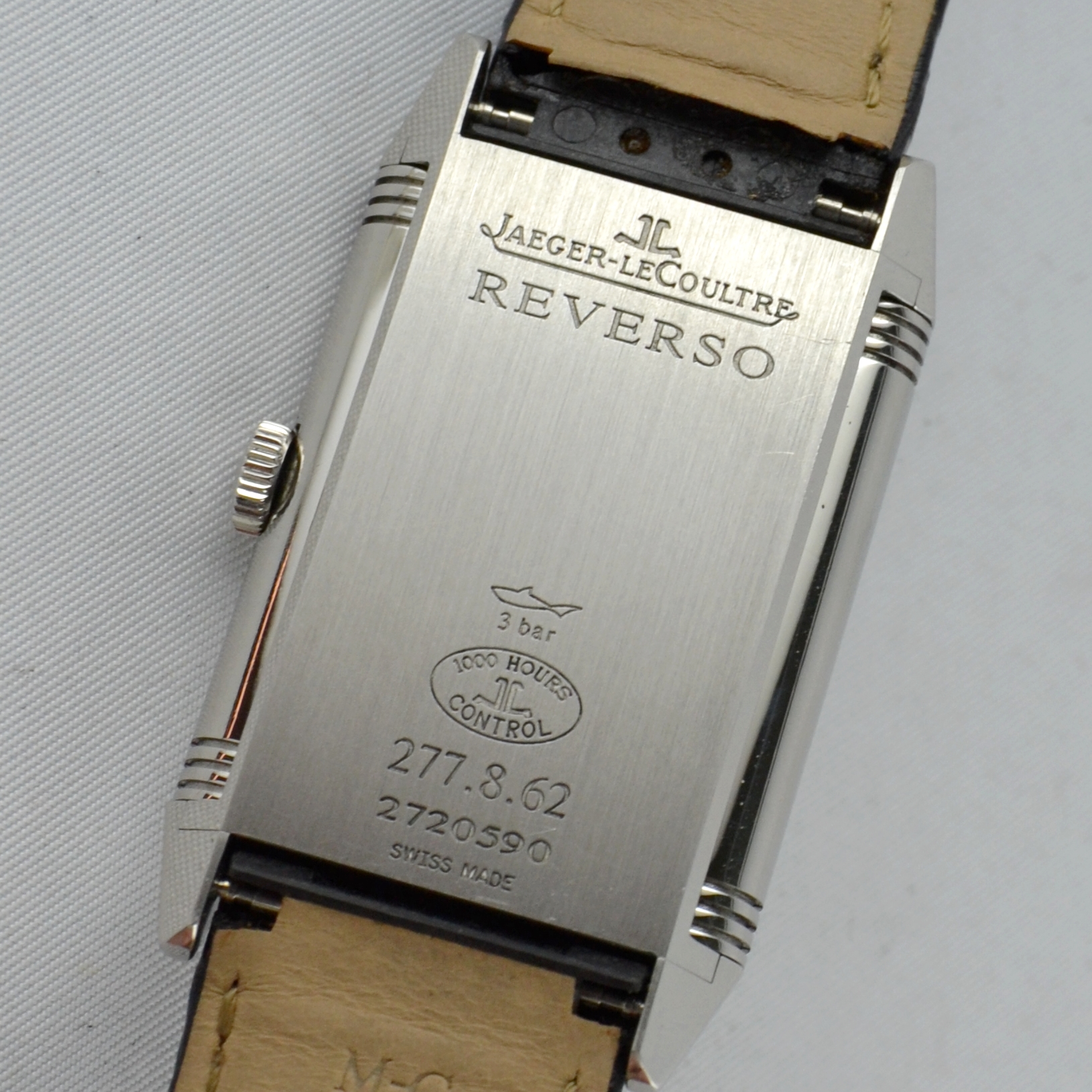 Foto /public/fotogallery/Jaeger-LeCoultre-Grande-Reverso-Ultra-Thin-Tribute-To-1931-(1).JPG