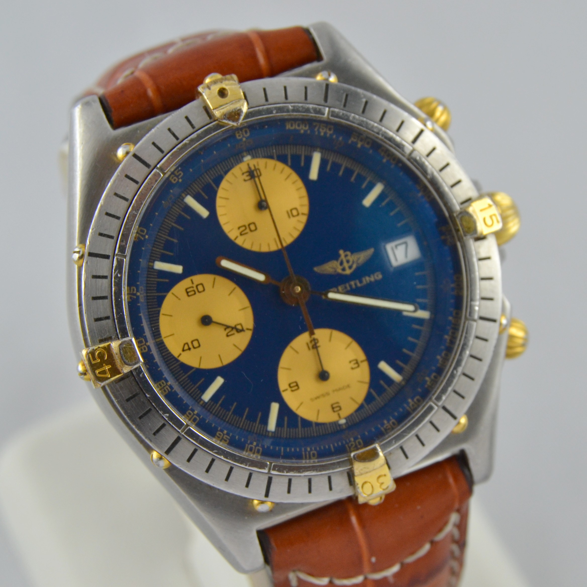 Foto /public/fotogallery/a-Breitling-chronomat-blu-prim-a-serie-(3).JPG