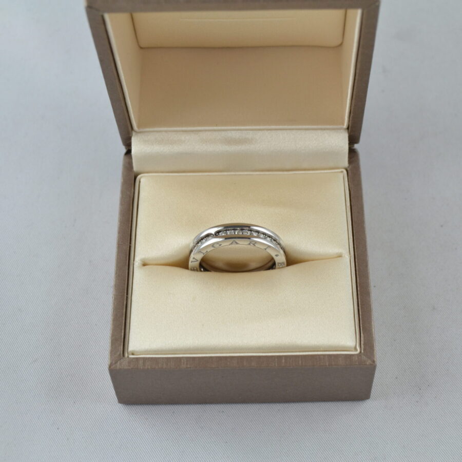 Bvlgari "B01" oro bianco e diamanti