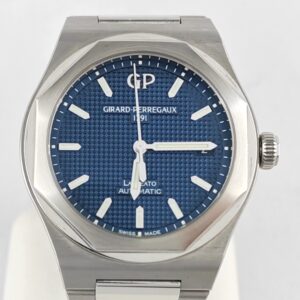 Girard Perregaux Laureato 38